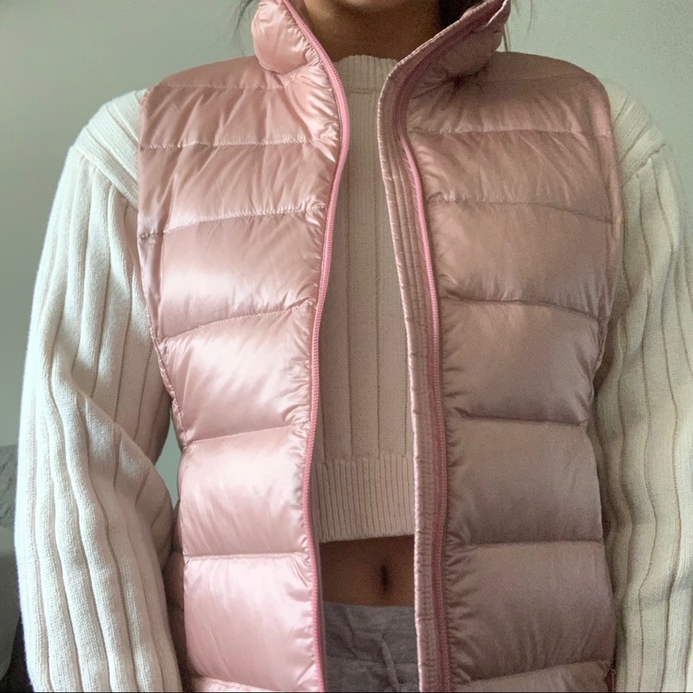 Pink puffer vest medium